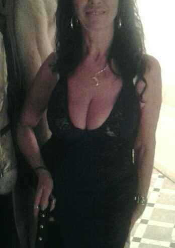 MATURE SEXY
