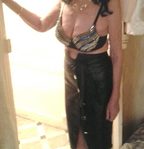 MATURE SEXY