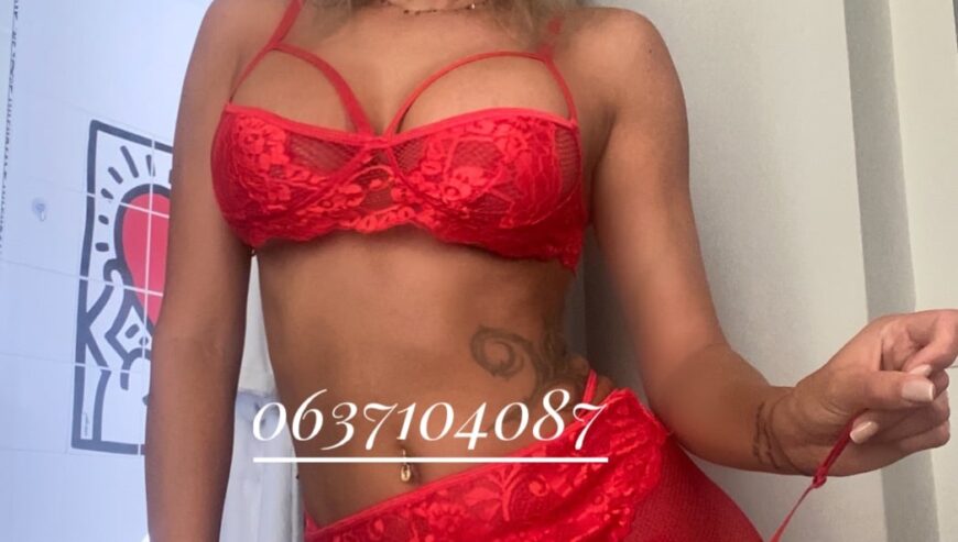 HOT BELLE BRUNE SEXY