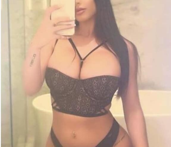 Jolie marocaine pulpeuse